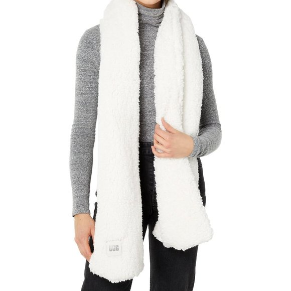 UGG Oversize High Pile Fleece Scarf - Picture 1 of 5
